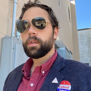 Meet your Posher, Collin